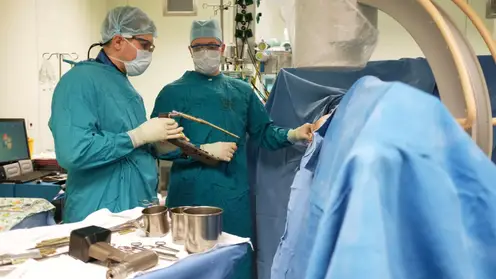Врачи Якутии впервые провели операцию по эмболизации маточных артерий