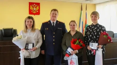 В Красноярске в СК наградили воспитателей детсада за спасение детей