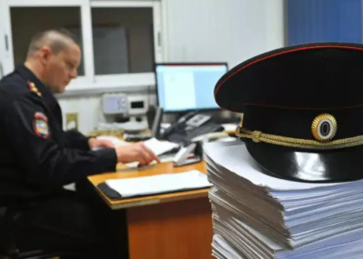 В Красноярске «смотрящий на районе» обманул 13 человек и попал в колонию на три года