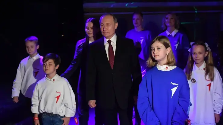 9-летняя школьница из Зеленогорска встретилась с президентом Владимиром Путиным