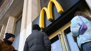 McDonald's распродаёт рестораны и уходит с российского рынка